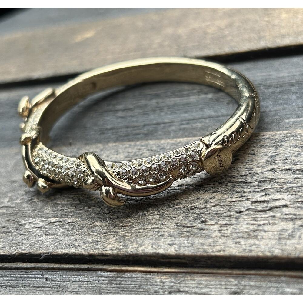 Coach Womens Gold Tone Crystal Pave Script Vine Hinge Bangle Bracelet - Picture 5 of 16